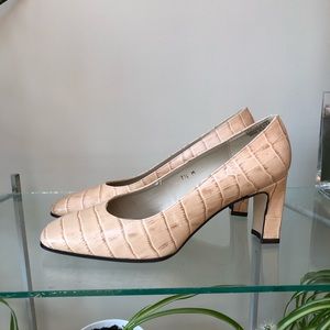 Etienne Aigner Nude Heels - 7.5 W